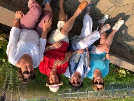 Bénévoles épanouies